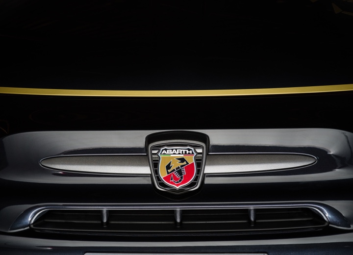 Abarth 595 Scorpioneoro Limited Edition Abarth Uk